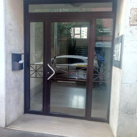 Casa Blaserna Nel Cuore Dello Shopping A Marconi E Trastevere โรม ภายนอก รูปภาพ