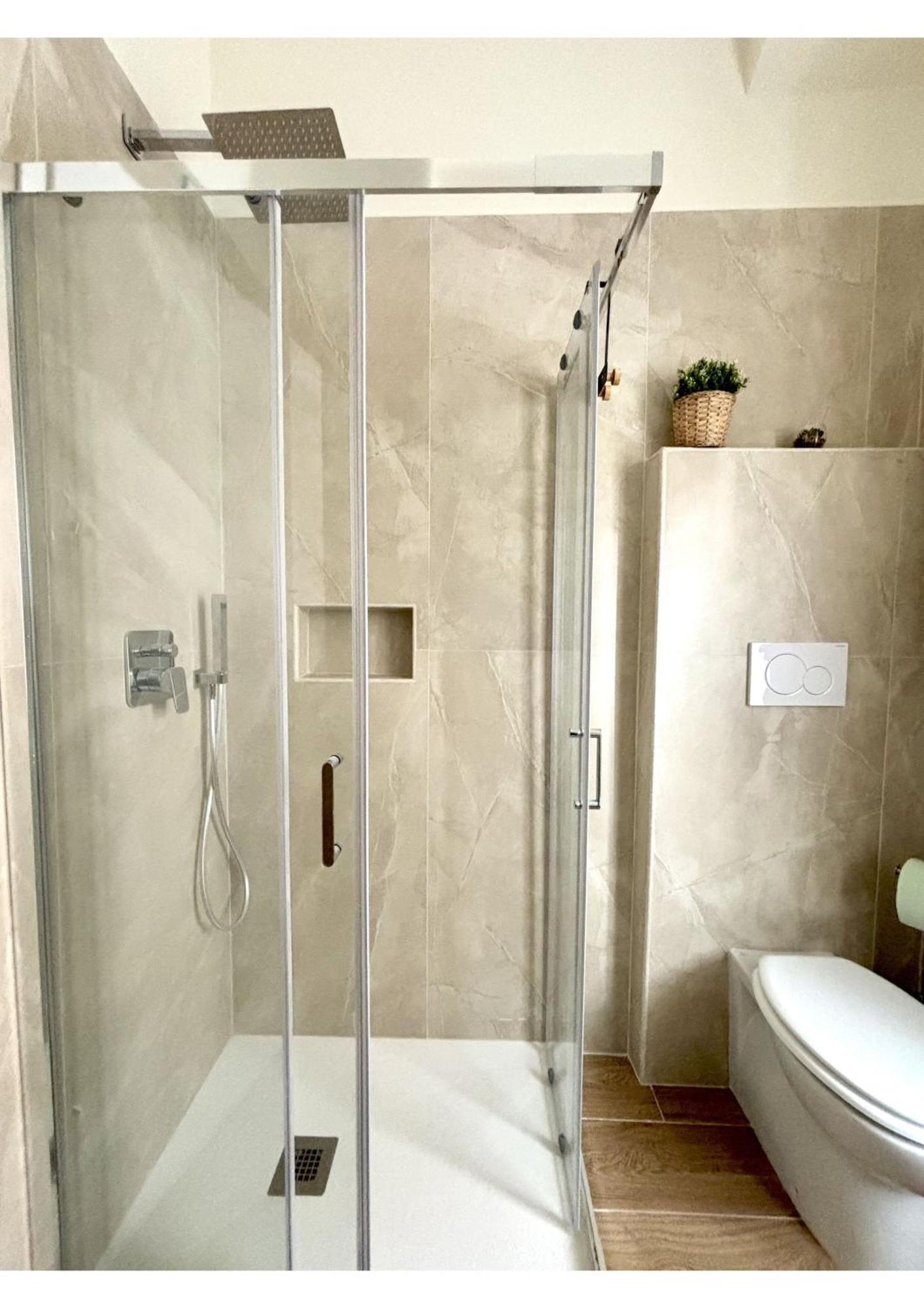 Casa Blaserna Nel Cuore Dello Shopping A Marconi E Trastevere โรม ภายนอก รูปภาพ